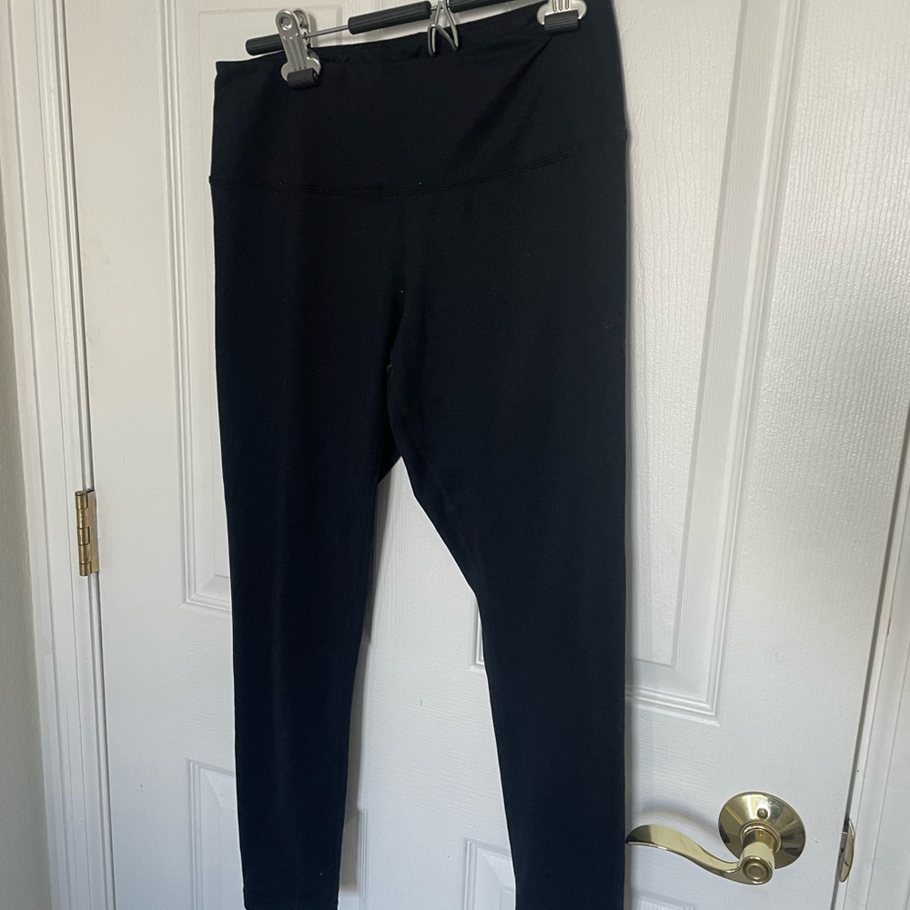 Zella black leggings